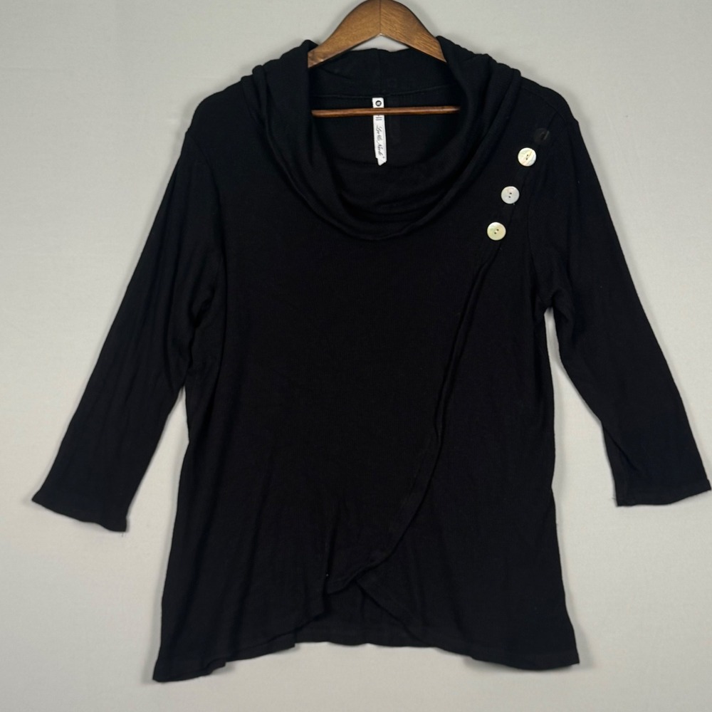 Leo & Nicole Top Womens Medium Black NWOT Cowl Neck Ribbed Asymmetrical Button